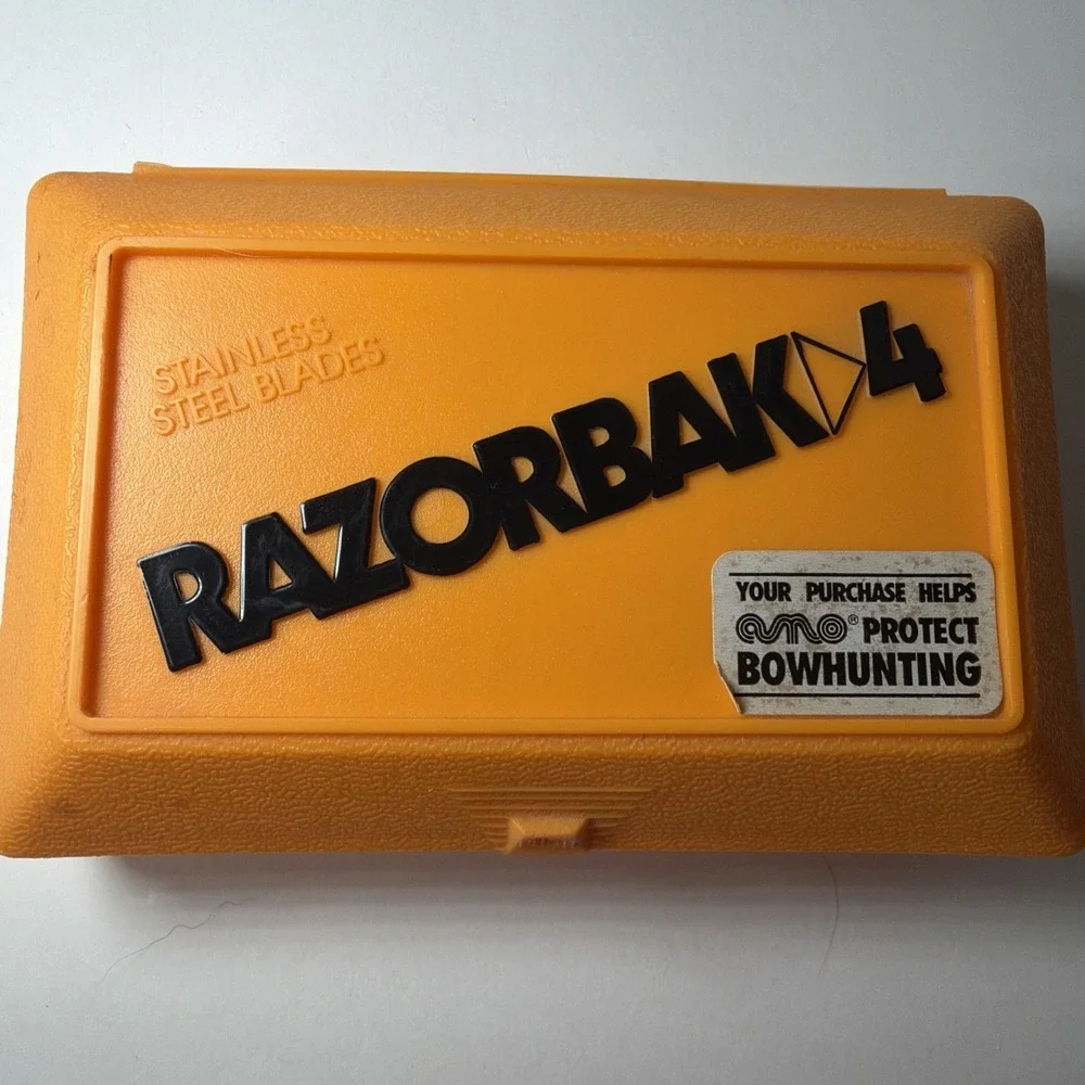 Vintage Razorbak 5 Blade Broadheads Archery Bow Hunting 4 Pack + Extras